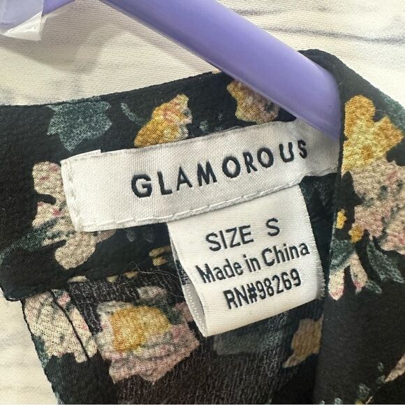 Glamorous small cold shoulder top - Picture 6 of 7